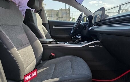Geely Emgrand, 2024 год, 1 440 000 рублей, 10 фотография