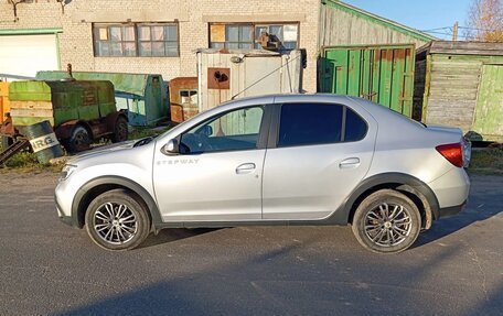 Renault Logan II, 2019 год, 1 120 000 рублей, 6 фотография