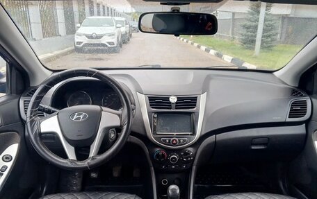 Hyundai Solaris II рестайлинг, 2011 год, 519 000 рублей, 9 фотография