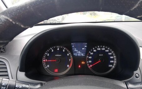 Hyundai Solaris II рестайлинг, 2011 год, 519 000 рублей, 11 фотография