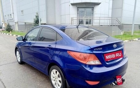 Hyundai Solaris II рестайлинг, 2011 год, 519 000 рублей, 4 фотография