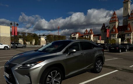 Lexus RX IV рестайлинг, 2018 год, 5 000 000 рублей, 8 фотография