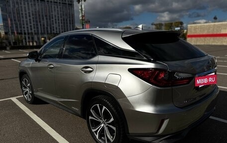 Lexus RX IV рестайлинг, 2018 год, 5 000 000 рублей, 3 фотография