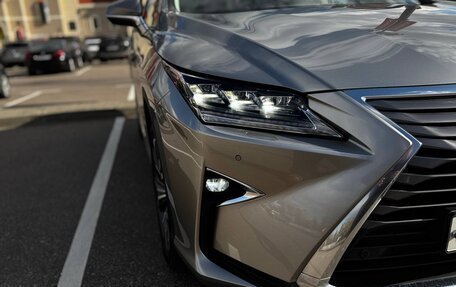 Lexus RX IV рестайлинг, 2018 год, 5 000 000 рублей, 10 фотография