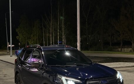 Subaru Forester, 2022 год, 3 000 000 рублей, 2 фотография
