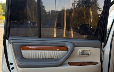 Lexus LX II, 2003 год, 3 000 000 рублей, 12 фотография