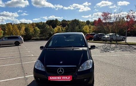 Mercedes-Benz A-Класс, 2011 год, 720 000 рублей, 3 фотография