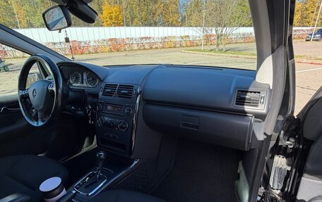 Mercedes-Benz A-Класс, 2011 год, 720 000 рублей, 16 фотография
