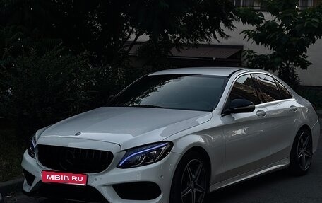 Mercedes-Benz C-Класс, 2015 год, 1 800 000 рублей, 1 фотография