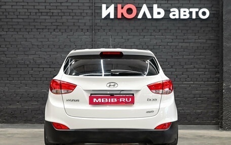 Hyundai ix35 I рестайлинг, 2013 год, 1 030 000 рублей, 5 фотография