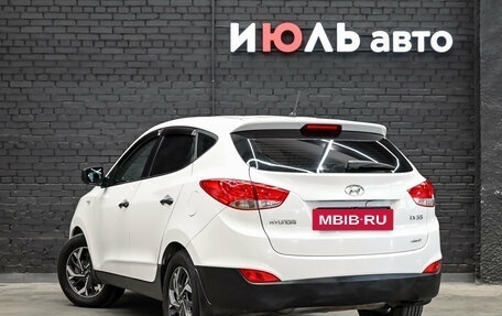 Hyundai ix35 I рестайлинг, 2013 год, 1 030 000 рублей, 7 фотография