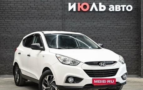Hyundai ix35 I рестайлинг, 2013 год, 1 030 000 рублей, 3 фотография