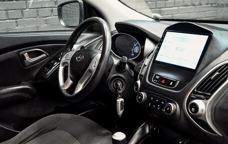Hyundai ix35 I рестайлинг, 2013 год, 1 030 000 рублей, 18 фотография
