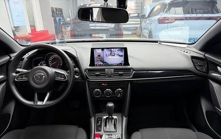 Mazda CX-4, 2022 год, 2 070 000 рублей, 10 фотография