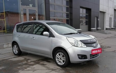 Nissan Note II рестайлинг, 2011 год, 690 000 рублей, 2 фотография