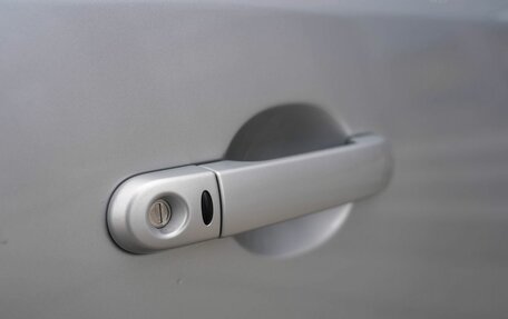 Nissan Note II рестайлинг, 2011 год, 690 000 рублей, 15 фотография