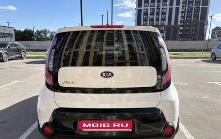 KIA Soul II рестайлинг, 2015 год, 1 370 000 рублей, 4 фотография
