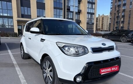 KIA Soul II рестайлинг, 2015 год, 1 370 000 рублей, 8 фотография