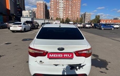 KIA Rio III рестайлинг, 2013 год, 340 000 рублей, 5 фотография