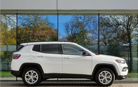 Jeep Compass II, 2024 год, 2 950 000 рублей, 9 фотография