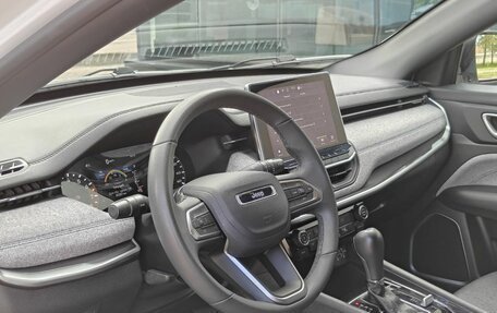 Jeep Compass II, 2024 год, 2 950 000 рублей, 10 фотография