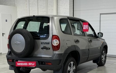 Chevrolet Niva I рестайлинг, 2017 год, 679 000 рублей, 4 фотография