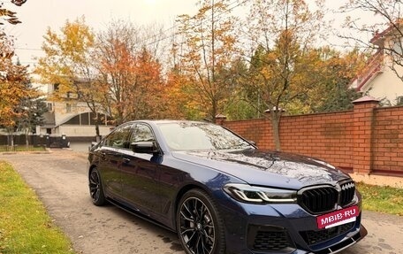 BMW 5 серия, 2019 год, 3 650 000 рублей, 4 фотография
