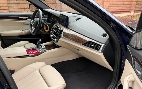 BMW 5 серия, 2019 год, 3 650 000 рублей, 14 фотография