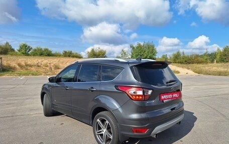 Ford Kuga III, 2018 год, 1 990 000 рублей, 2 фотография