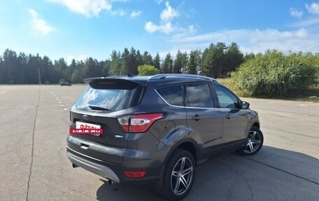 Ford Kuga III, 2018 год, 1 990 000 рублей, 3 фотография