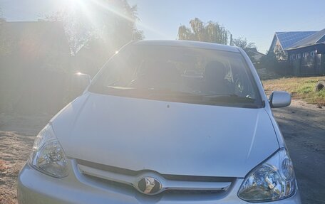Toyota Platz, 2005 год, 400 000 рублей, 8 фотография