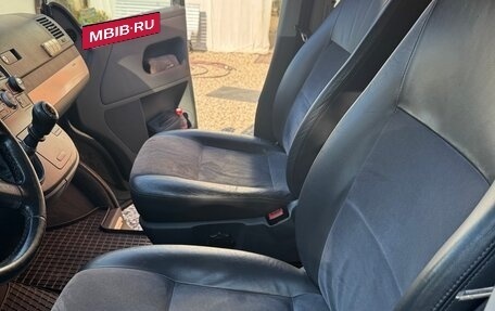 Volkswagen Multivan T5, 2007 год, 2 500 000 рублей, 10 фотография