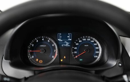 Hyundai Solaris II рестайлинг, 2014 год, 900 000 рублей, 10 фотография
