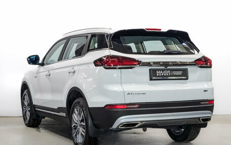 Geely Atlas, 2023 год, 1 820 000 рублей, 7 фотография