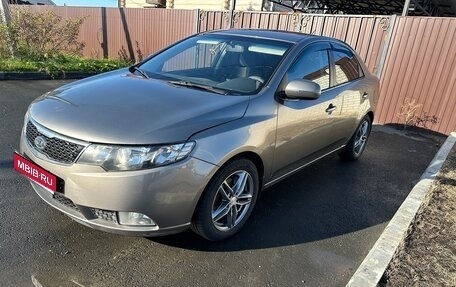 KIA Cerato III, 2011 год, 800 000 рублей, 1 фотография