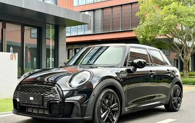 MINI Clubman, 2023 год, 2 076 000 рублей, 1 фотография