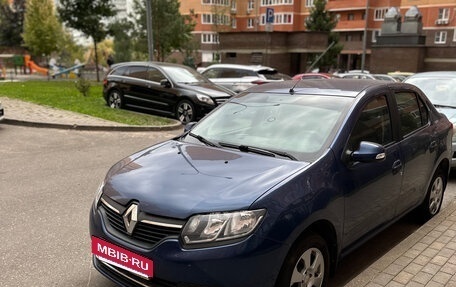 Renault Logan II, 2015 год, 850 000 рублей, 2 фотография