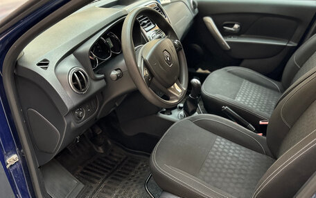 Renault Logan II, 2015 год, 850 000 рублей, 18 фотография