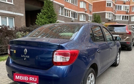 Renault Logan II, 2015 год, 850 000 рублей, 12 фотография