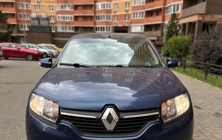 Renault Logan II, 2015 год, 850 000 рублей, 11 фотография