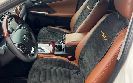 Toyota Camry, 2013 год, 1 750 000 рублей, 10 фотография