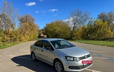 Volkswagen Polo VI (EU Market), 2011 год, 600 000 рублей, 2 фотография