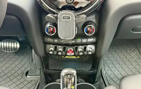 MINI Clubman, 2023 год, 2 076 000 рублей, 12 фотография