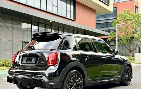 MINI Clubman, 2023 год, 2 076 000 рублей, 7 фотография