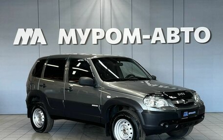 Chevrolet Niva I рестайлинг, 2018 год, 750 000 рублей, 1 фотография