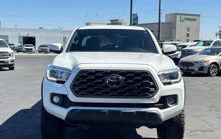 Toyota Tacoma III, 2023 год, 9 192 249 рублей, 2 фотография