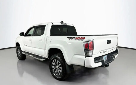 Toyota Tacoma III, 2022 год, 8 897 645 рублей, 3 фотография