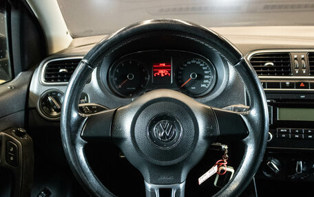 Volkswagen Polo VI (EU Market), 2012 год, 700 000 рублей, 6 фотография