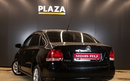 Volkswagen Polo VI (EU Market), 2012 год, 700 000 рублей, 4 фотография