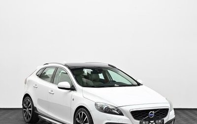 Volvo V40 Cross Country I, 2015 год, 1 349 000 рублей, 1 фотография